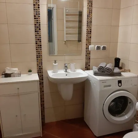 Przy Aquaparku Reda